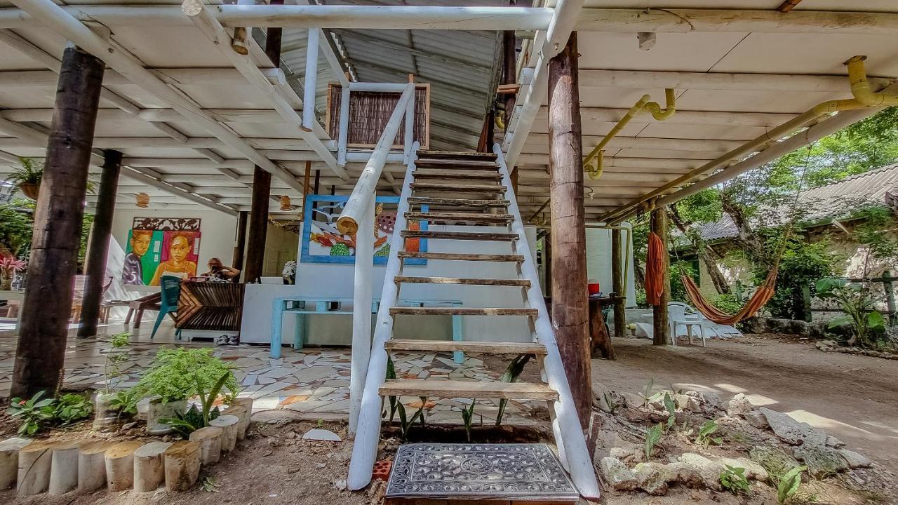 El Hamaquero Hostal Econativo Isla Grande  Bagian luar foto
