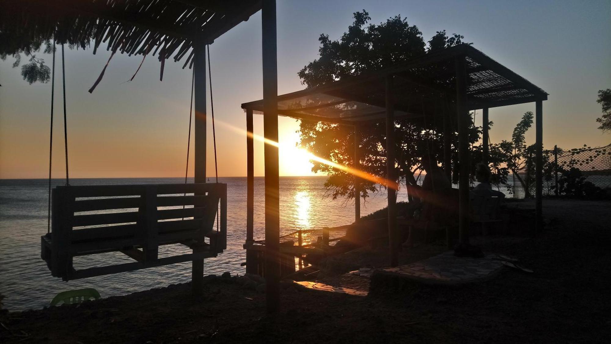 El Hamaquero Hostal Econativo Isla Grande  Bagian luar foto