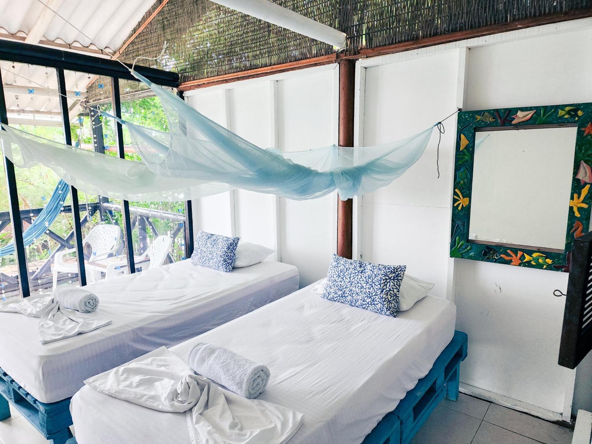 El Hamaquero Hostal Econativo Isla Grande  Bagian luar foto