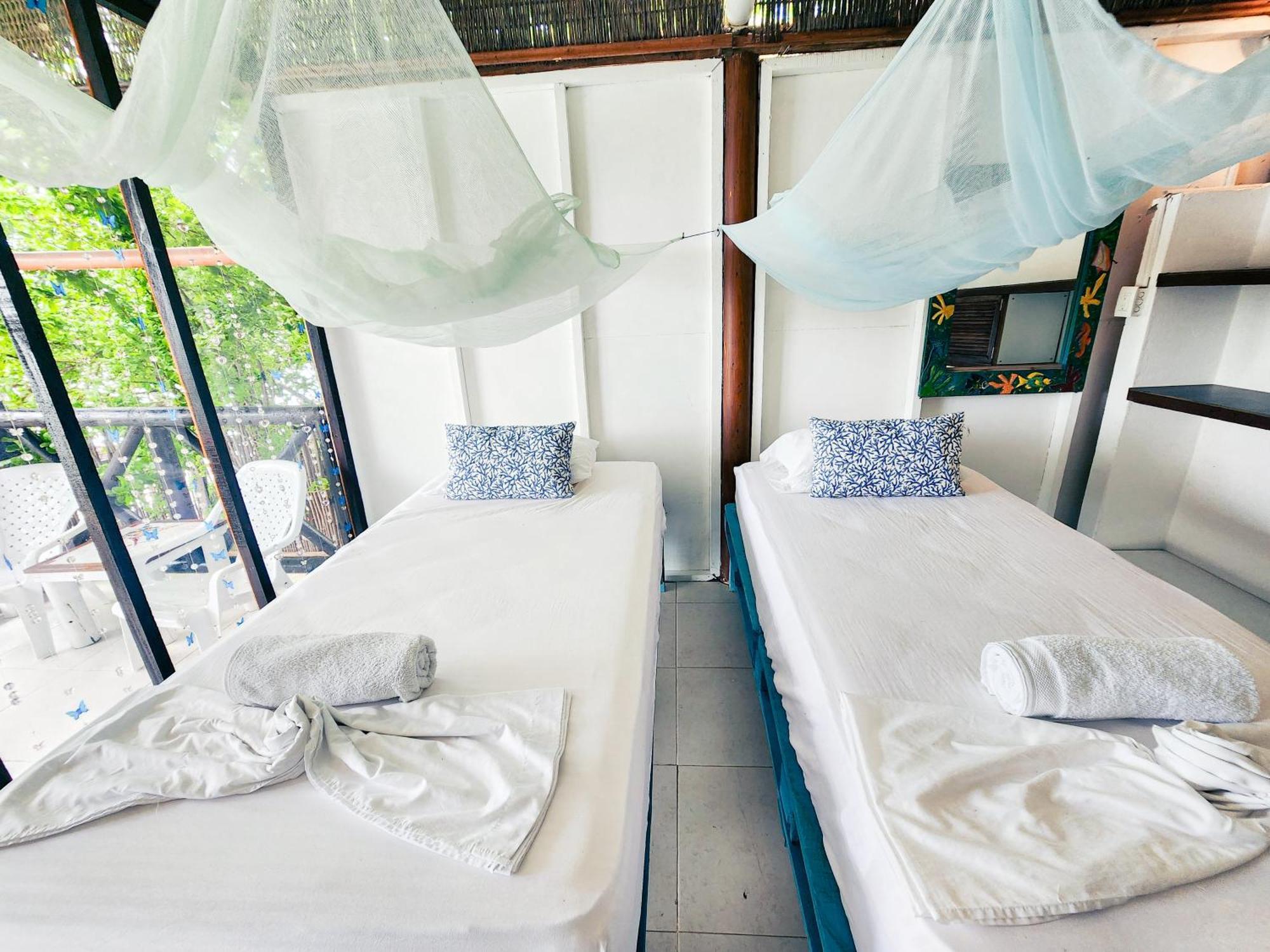 El Hamaquero Hostal Econativo Isla Grande  Bagian luar foto